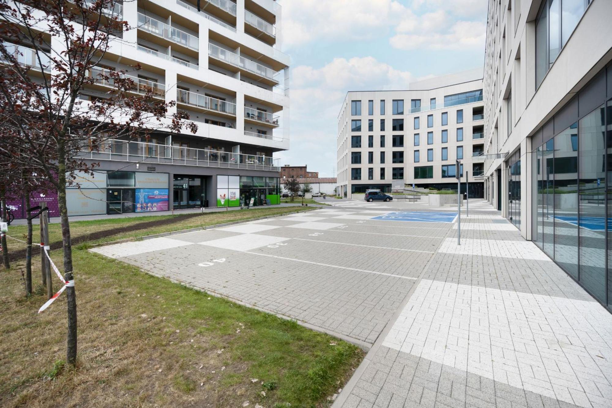 Klasyczny Apartament Z Balkonem We Wroclawiu By Noclegi Renters Extérieur photo